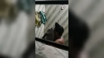 Catching Mature Aunty Bathing Naked In Her Bathroom At Home
