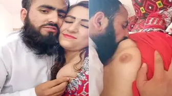 Married Woman Getting Her Boobs Sucked Hard By Her Lover Leaked