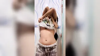 College GF Stripping Naked In Leaked Private Mms Tape