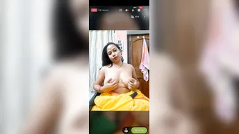 Youtuber Babe Stripping Saree And Blouse Live On Cam For Fans