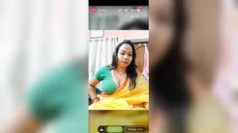 Youtuber Babe Stripping Saree And Blouse Live On Cam For Fans