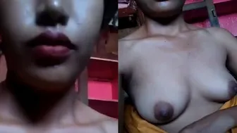 GF From Northeast Showing Her Perfect Naked Body For Me