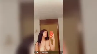 Amateur GF Caught Naked In Leaked Private Photos Online