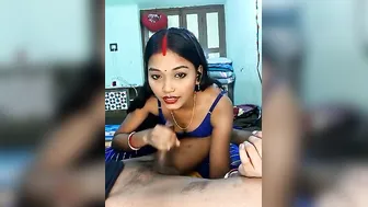 Married Bhabhi Showing Her Blowjob Skills On Live Webcam Session