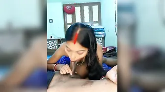 Married Bhabhi Showing Her Blowjob Skills On Live Webcam Session