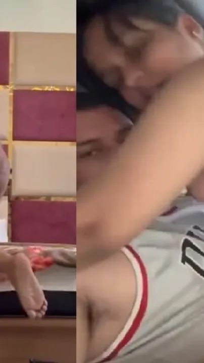 Punjabi GF Bouncing On Her BF Dick Eagerly