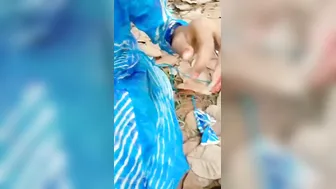 College Girl Having Outdoor Sex With BF In The Jungle