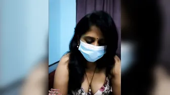 Aunty Doing Private Nude Show On Webcam For Her Online Lovers
