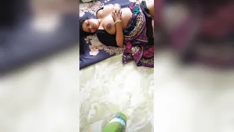 Desperate Aunty Lying Naked On Floor Ready For Wild Action