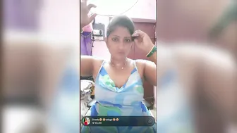 Desi Aunty Stripping And Performing Live For Her Followers