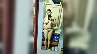Aunty Posing Naked In Front Of Mirror For Her Secret Lover