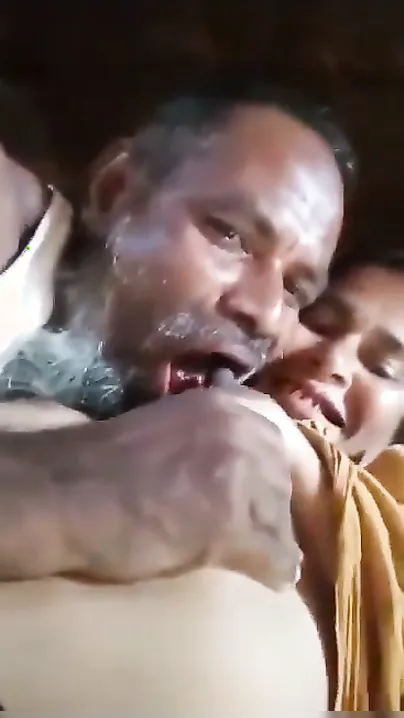 Married Wife Getting Her Tits Sucked In Steamy Selfie Clip