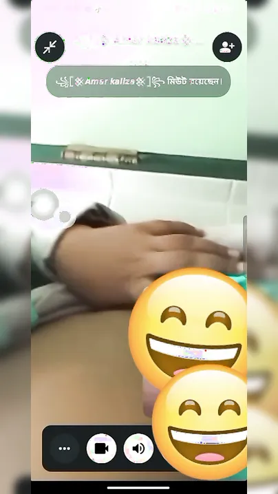 Desi Nurse On Shift Flashing Big Tits To BF Secretly