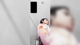 Bengali Milf Showing Her Tight Body On Naughty Video Call