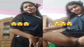 Desi Babe Dancing Wild Stripping Down Rubbing Herself At Home