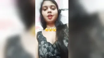 Desi Babe Dancing Wild Stripping Down Rubbing Herself At Home