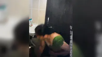 Slim Aunty Unwrapping Her Saree Filming Her Private Bathing Time