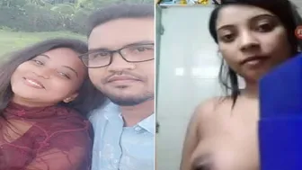 My Gf Fingering Her Dripping Pussy During Late Night Video Call