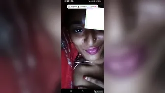 GF Stripping Naked Showing Her Boobs On Video Call Leak