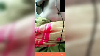 Bengali GF Showing Massive Boobs Topless On Video