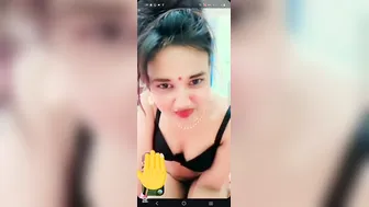 Cute Married Bhabhi Spreading Pussy Teasing On Naughty Video Ca