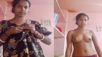 Married Bhabhi Stripping Nighty Making Private Nude Tape At Home