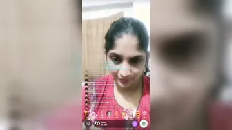 Telugu Wife Exposing Big Boobs And Pussy For Her Lover Cam