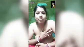 Village Bhabhi Fingering Her Pussy Live On Cam For BF