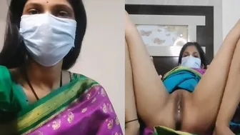 Bhabi Stripping Saree Showing Everything For Quick Money