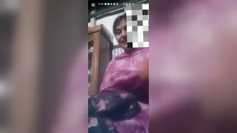 Soft Lipped Bhabhi Revealing Her Untouched Tits For The Camera