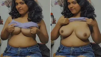 My GF Sending Topless Selfie Showing Perky Tits