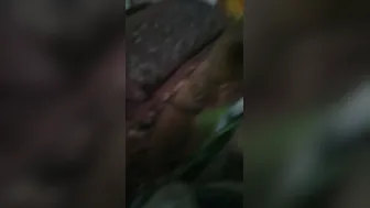 Bhabhi In Saree Getting Ready To Satisfy Her Client At The Hotel