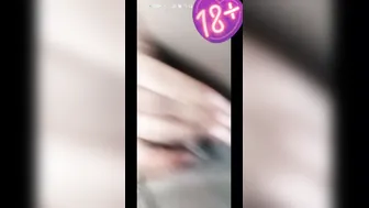 Horny Tamil GF Fingering Wet Pussy Live For Her BF