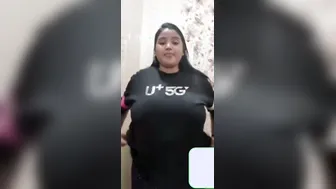 Thick GF Spreading Pussy And Showing Her Round Tits
