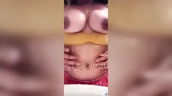 Tamil Girl Shows Off Her Massive Natural Boobs On Private Cam