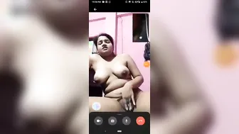 Horny GF Fingering Her Wet Pussy Solo