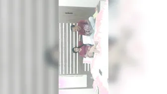 Amateur Couple Starting Off Hot Session With Oral Sex