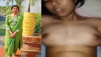 Pretty GF Fucking Herself With Rubber Cock