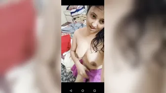 Virgin GF Showing Off Her Big Tits Naked Selfie