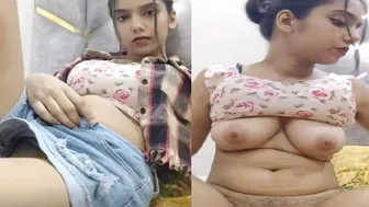 Horny Slut Fingering Herself Live While Moaning Loud