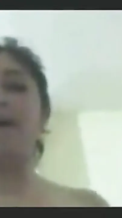 Desi sex blog hawt Indian wife Ruchi xxx movie