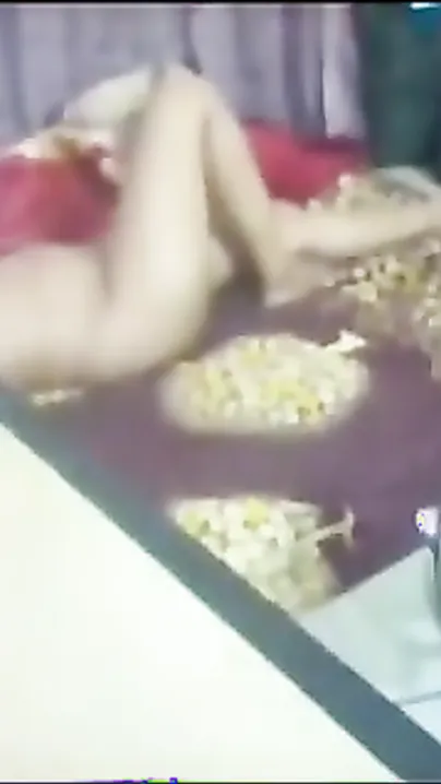 Desi mms Indian sex scandal of hawt bhabhi Isha!