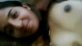 Desi chudai movie of Ahmedabad angel Sophia with her boyfriend