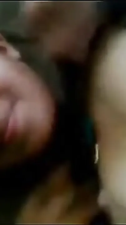 Desi chudai movie of Ahmedabad angel Sophia with her boyfriend