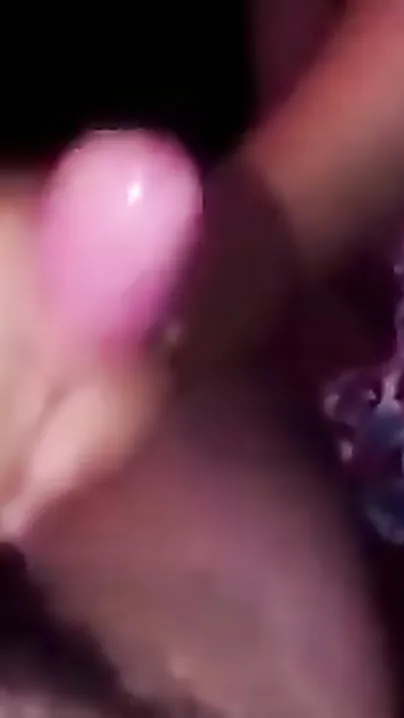 XXX Indian sex movie of desi bhabhi Garima engulfing schlong