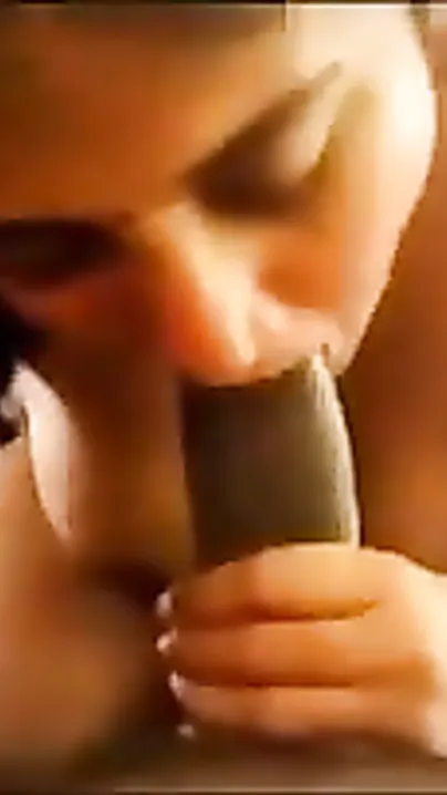 XXX movie scene of Indian bhabhi Roshni engulfing cock