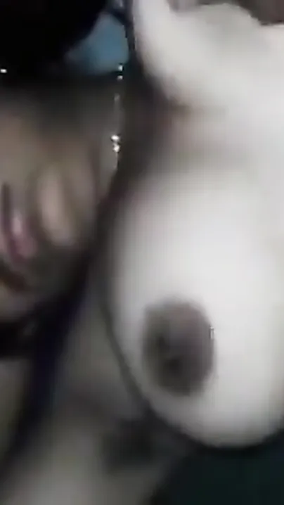 Desi sex episode of hot Indian bhabhi Ratna