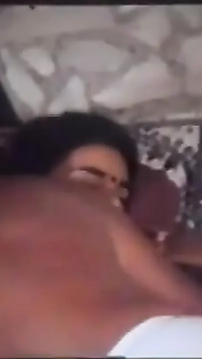 Desi mms Telugu sex clip of sexy wife Poornima