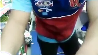 XXX sex videos of Assamese angel giving fellatio to Bangalore store owner