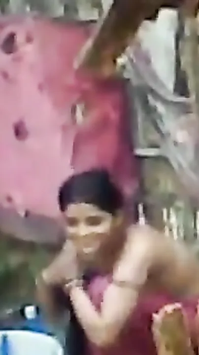 Married woman spreading hairy pussy asking to get eaten